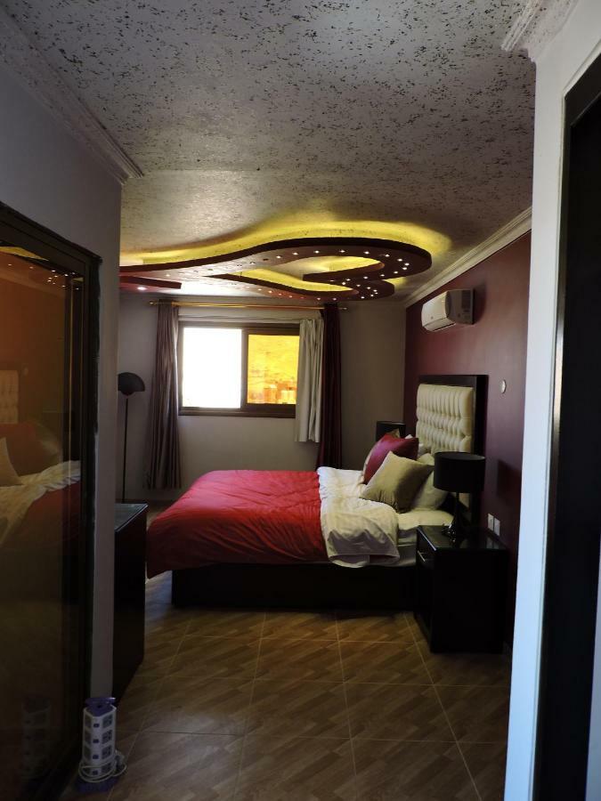Valentine Inn Luxury ワディ・ムーサ エクステリア 写真