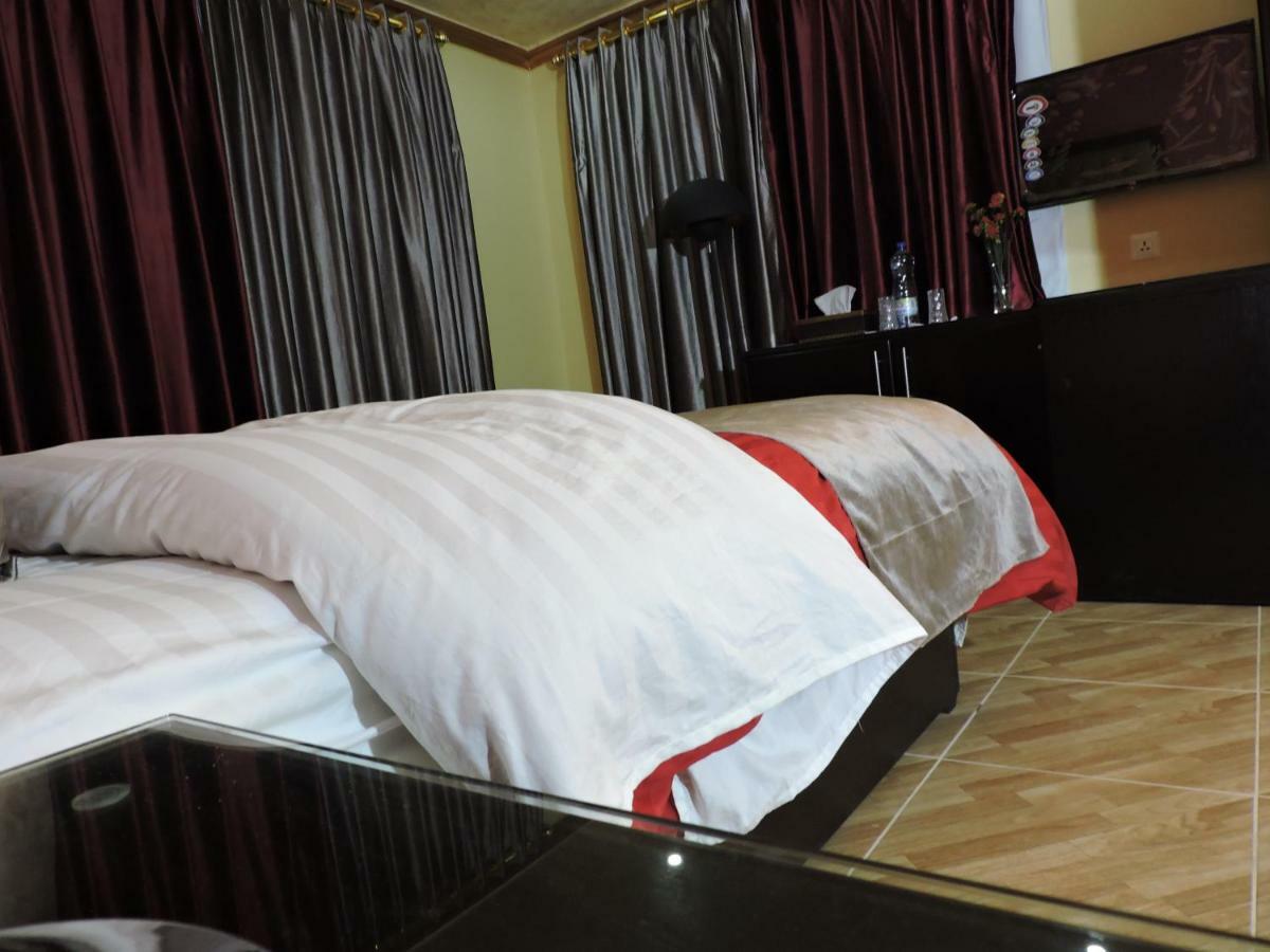 Valentine Inn Luxury ワディ・ムーサ エクステリア 写真
