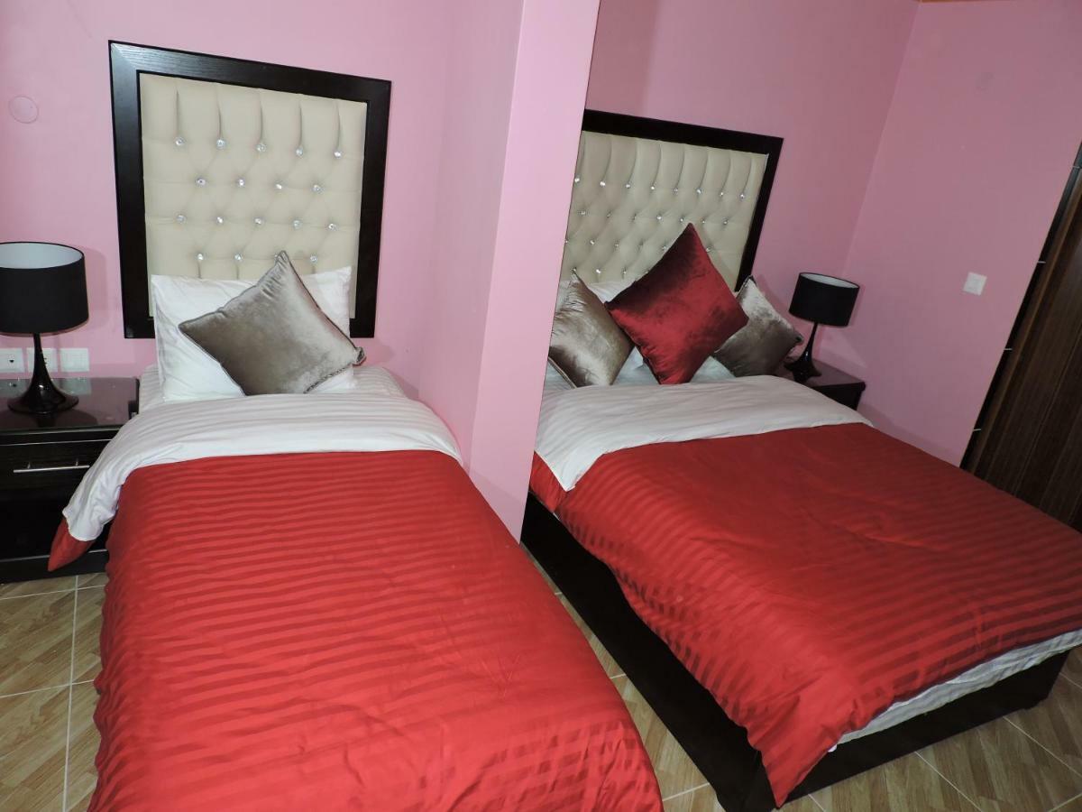 Valentine Inn Luxury ワディ・ムーサ エクステリア 写真