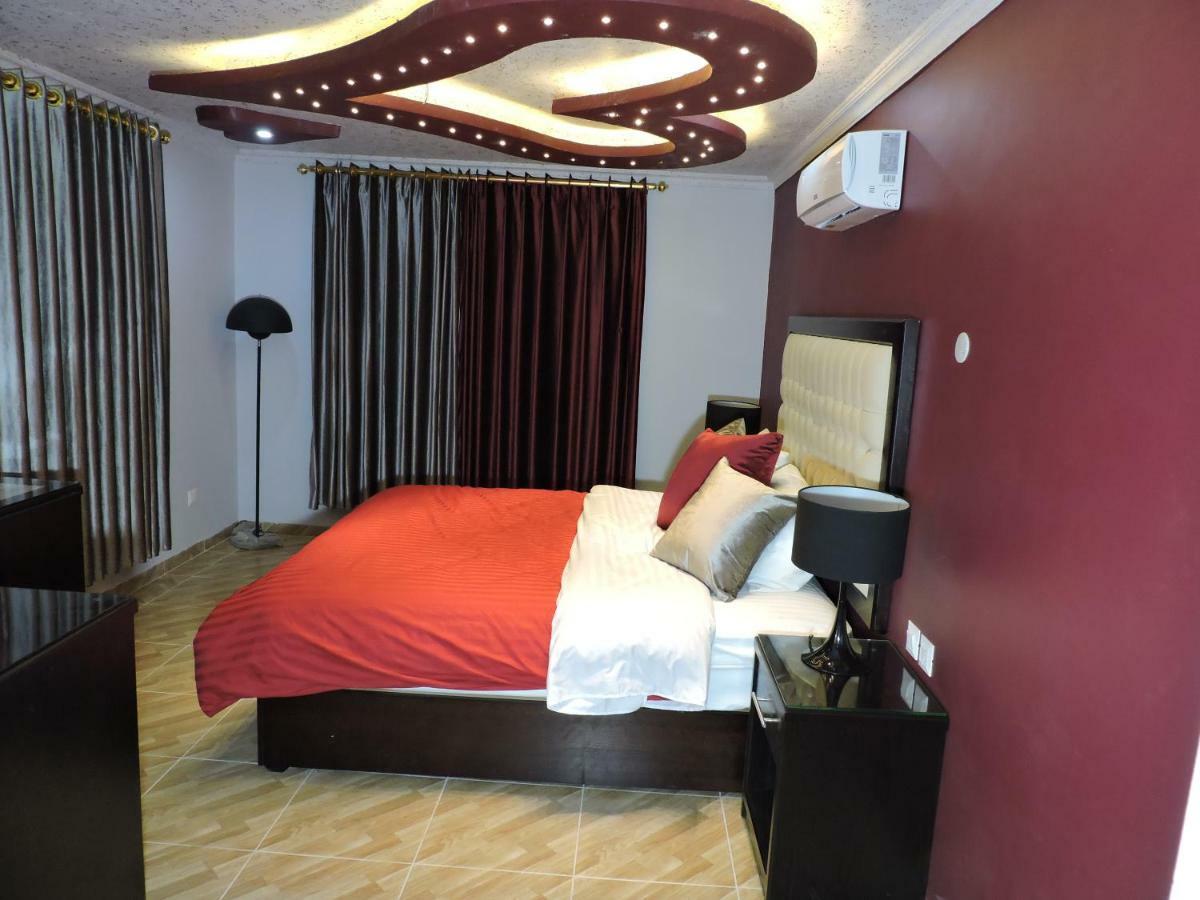 Valentine Inn Luxury ワディ・ムーサ エクステリア 写真